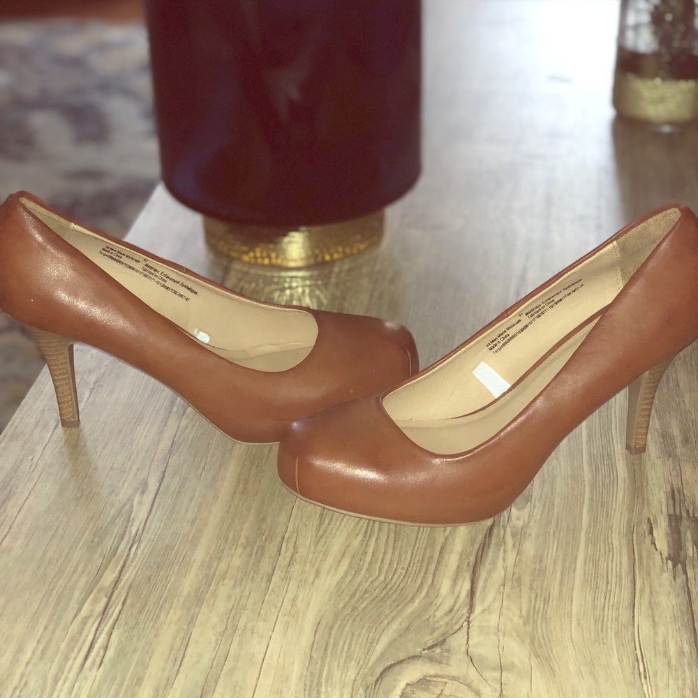 Mossimo supply cognac heels